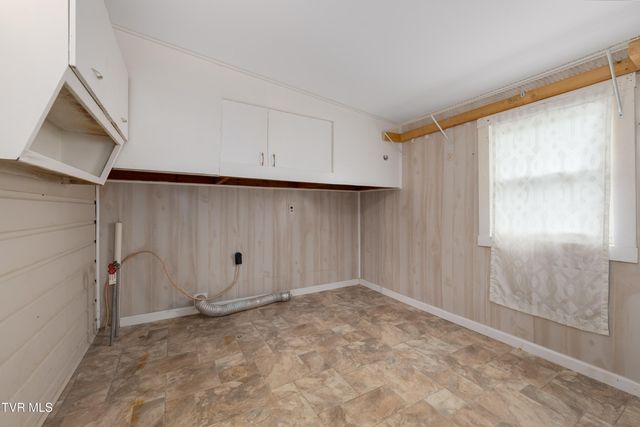 147 Fox Road, Johnson City, TN 37601