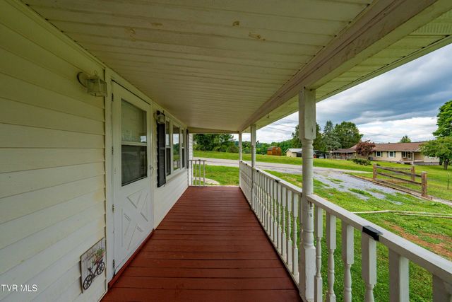 147 Fox Road, Johnson City, TN 37601