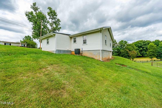 147 Fox Road, Johnson City, TN 37601