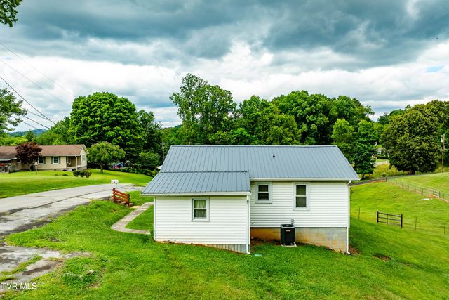 147 Fox Road, Johnson City, TN 37601