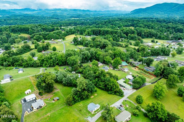 147 Fox Road, Johnson City, TN 37601