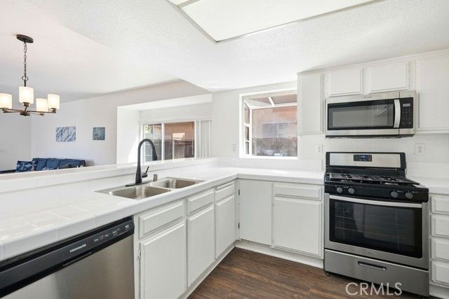 344 Mildred, Perris, CA 92571