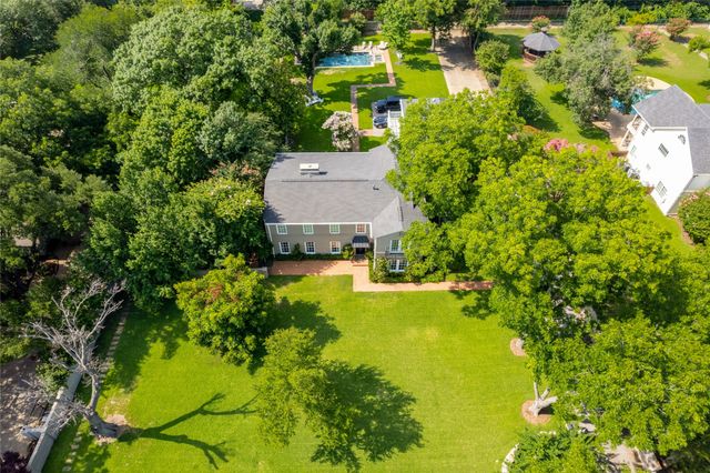 4522 Walnut Hill Lane, Dallas, TX 75229