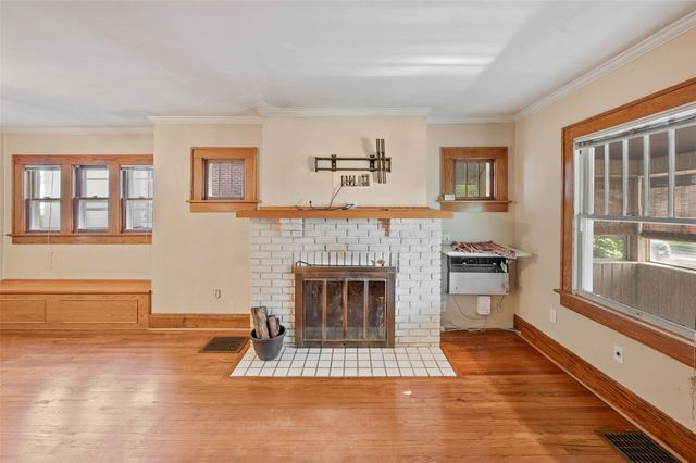 1331 47th Street, Des Moines, IA 50311
