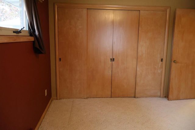 1209 HAWTHORNE STREET, Two Rivers, WI 54241