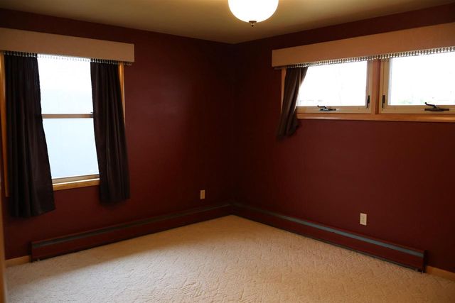 1209 HAWTHORNE STREET, Two Rivers, WI 54241