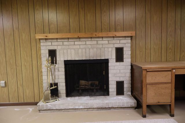 1209 HAWTHORNE STREET, Two Rivers, WI 54241