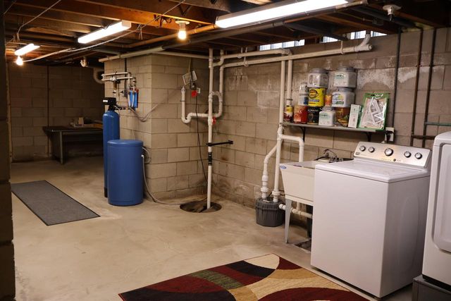 1209 HAWTHORNE STREET, Two Rivers, WI 54241