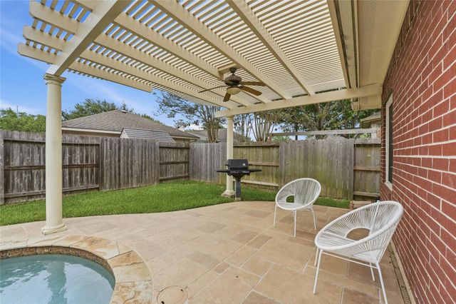 8027 Summer Brook Court, Sugar Land, TX 77479