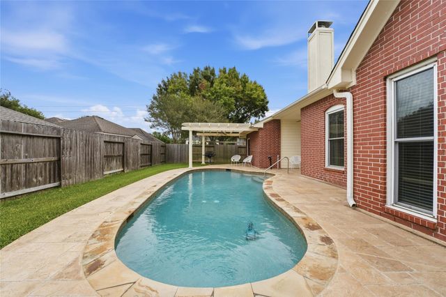 8027 Summer Brook Court, Sugar Land, TX 77479
