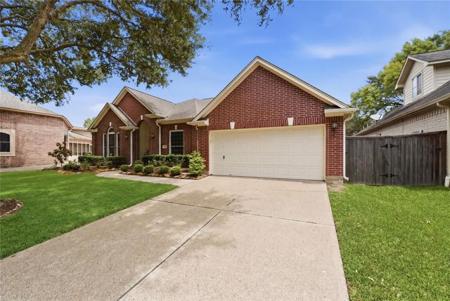 8027 Summer Brook Court, Sugar Land, TX 77479