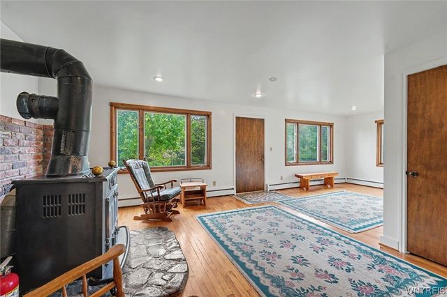 5158 Hunters Creek Road, Wales, NY 14052
