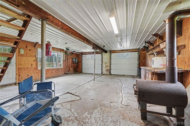 5158 Hunters Creek Road, Wales, NY 14052