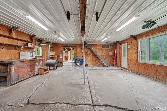 5158 Hunters Creek Road, Wales, NY 14052