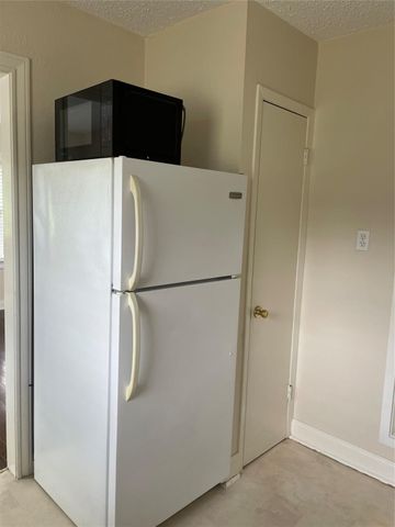 2030 Bissonnet Street, Houston, TX 77005