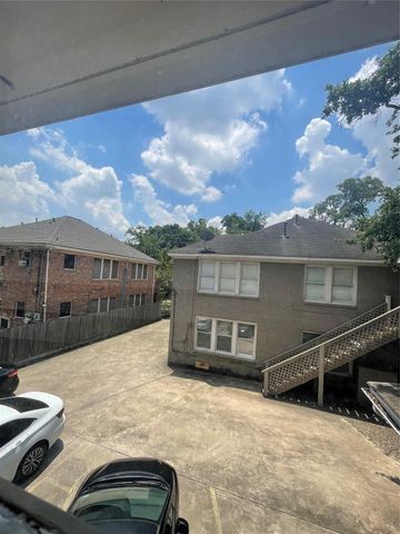 2030 Bissonnet Street, Houston, TX 77005