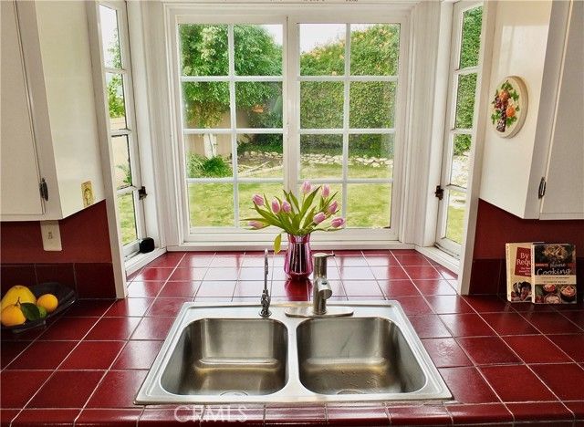 27053 Freeport Rd., Rancho Palos Verdes, CA 90275