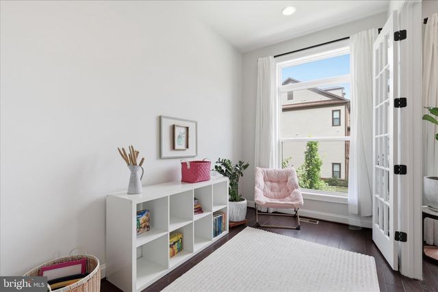 12277 SWEET WILLOW LN, Fairfax, VA 22030