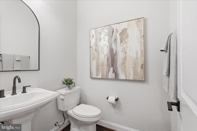 12277 SWEET WILLOW LN, Fairfax, VA 22030