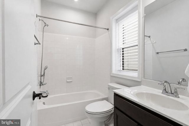 12277 SWEET WILLOW LN, Fairfax, VA 22030