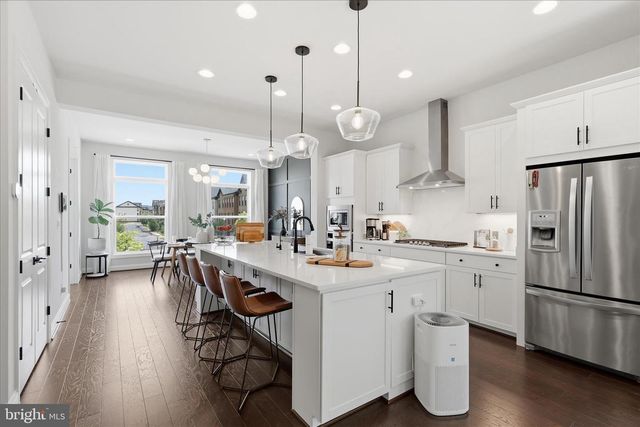 12277 SWEET WILLOW LN, Fairfax, VA 22030