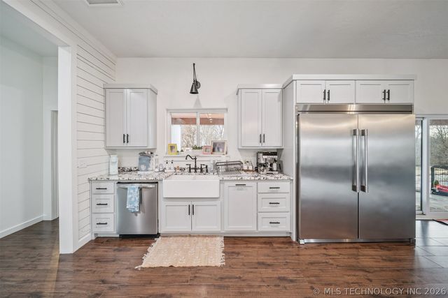 5086 N 427 Road, Pryor, OK 74361