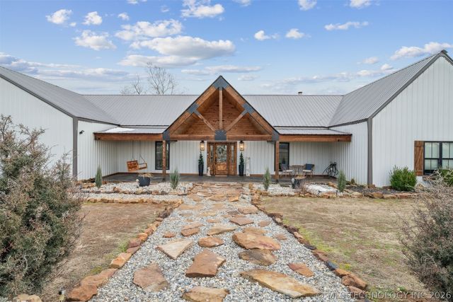 5086 N 427 Road, Pryor, OK 74361