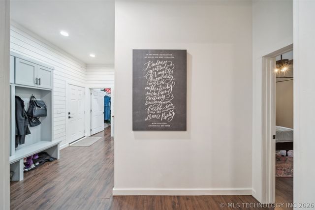 5086 N 427 Road, Pryor, OK 74361