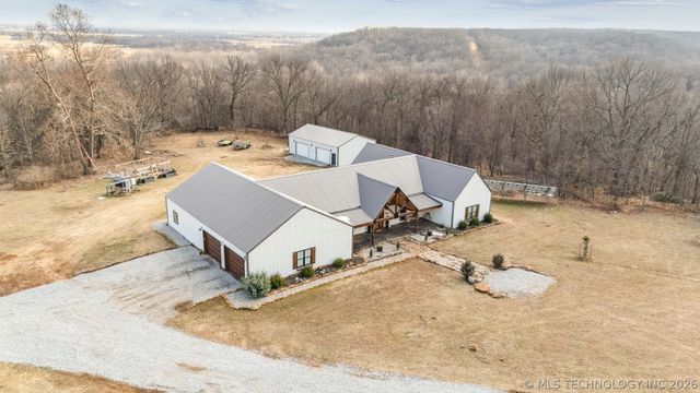 5086 N 427 Road, Pryor, OK 74361