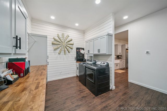 5086 N 427 Road, Pryor, OK 74361