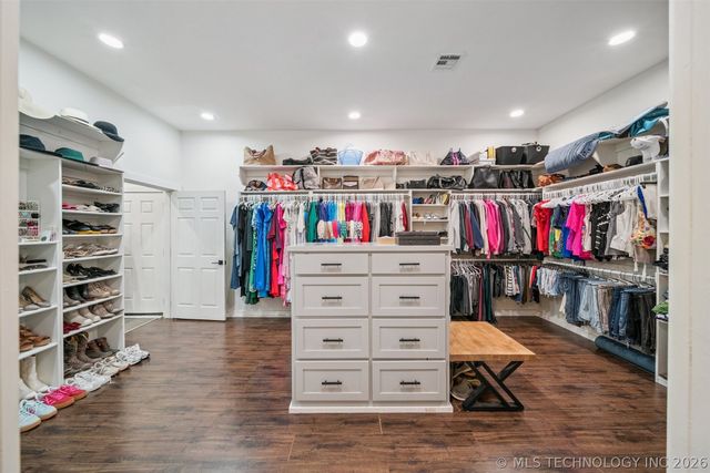 5086 N 427 Road, Pryor, OK 74361