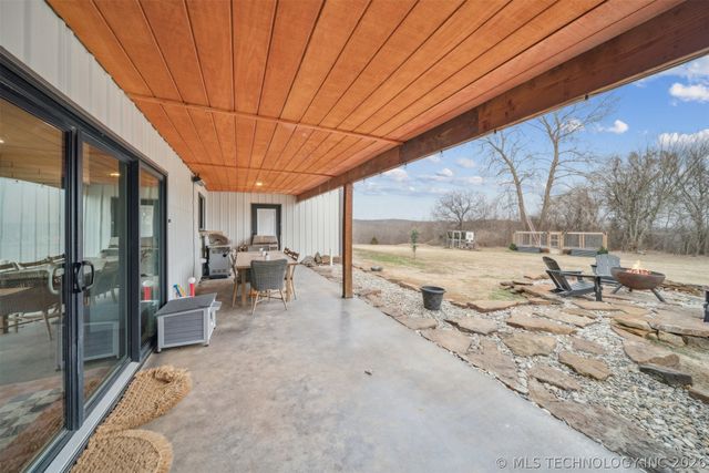 5086 N 427 Road, Pryor, OK 74361