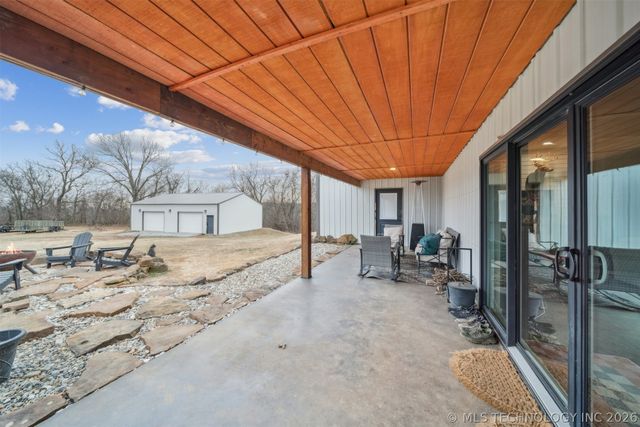 5086 N 427 Road, Pryor, OK 74361