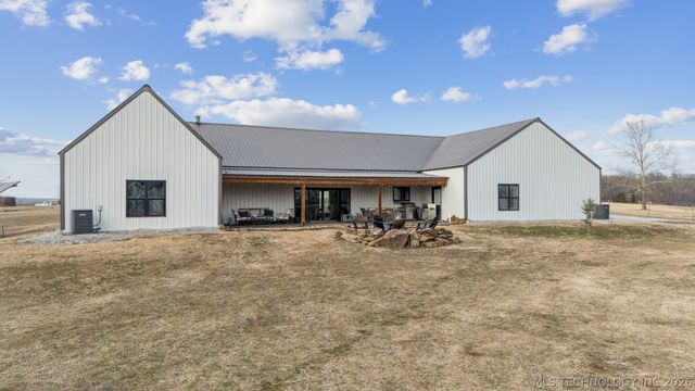 5086 N 427 Road, Pryor, OK 74361