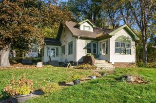 1194 Point Douglas Road S, Saint Paul, MN 55119