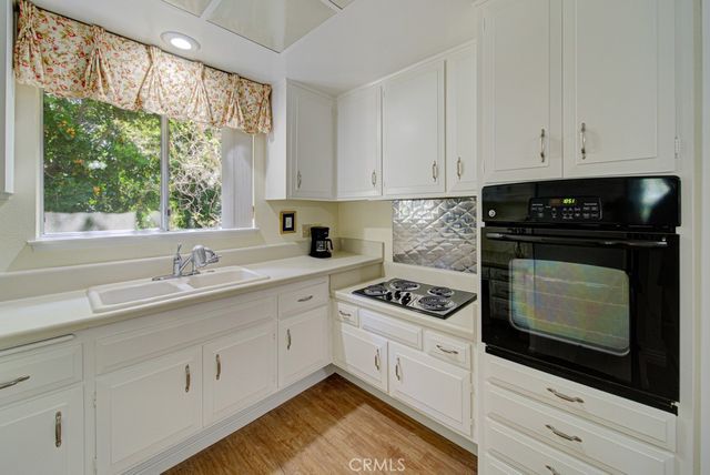 175 Avenida Majorca N, Laguna Woods, CA 92637