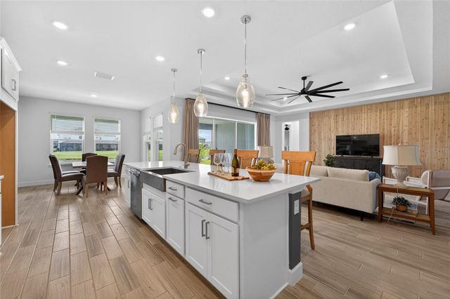 34053 ANCHOR LIGHT LANE, Wesley Chapel, FL 33543