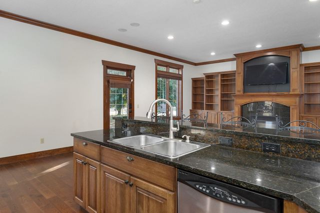 6215 Le Sentier, Rogersville, MO 65742