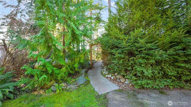 18404 Dr Joe Road, La Conner, WA 98257