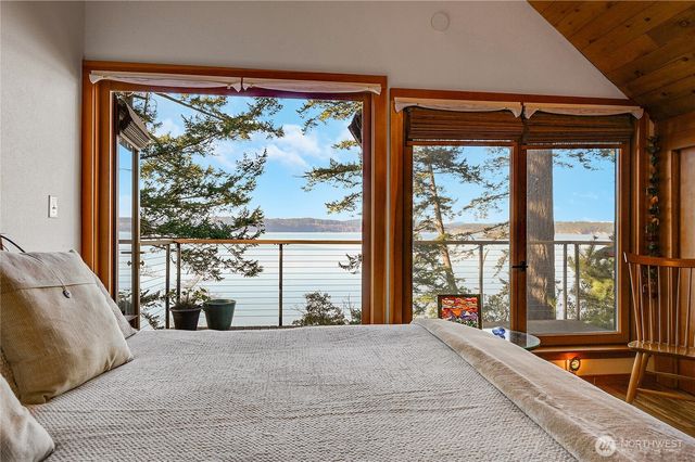 18404 Dr Joe Road, La Conner, WA 98257