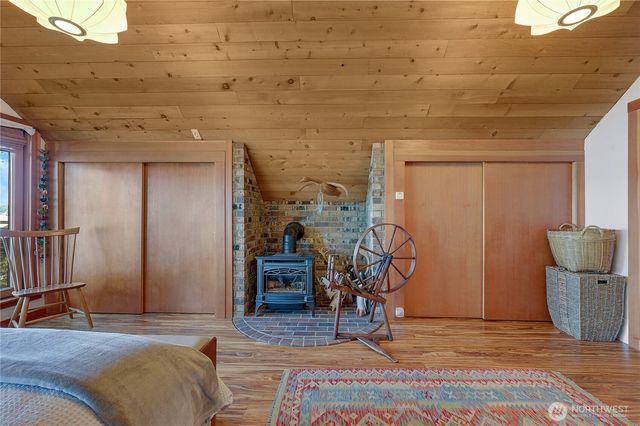 18404 Dr Joe Road, La Conner, WA 98257