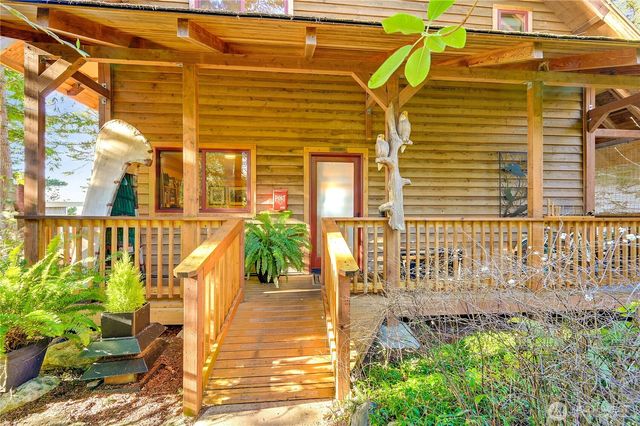 18404 Dr Joe Road, La Conner, WA 98257