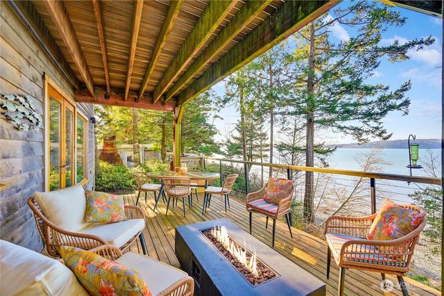 18404 Dr Joe Road, La Conner, WA 98257