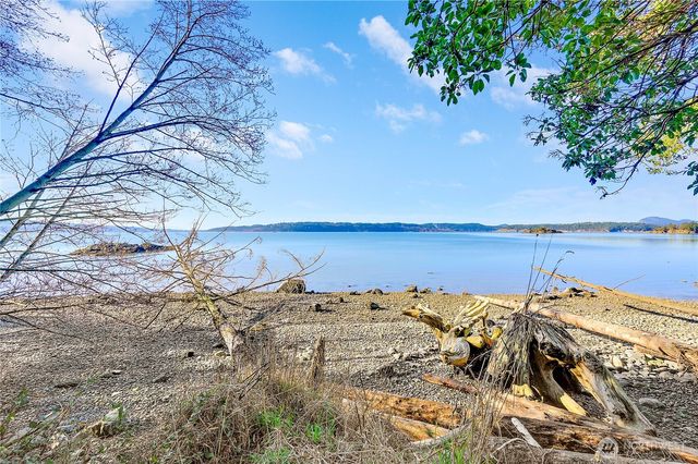 18404 Dr Joe Road, La Conner, WA 98257