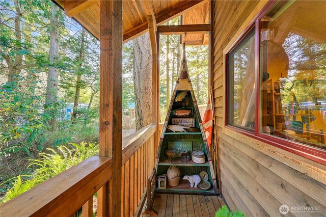 18404 Dr Joe Road, La Conner, WA 98257