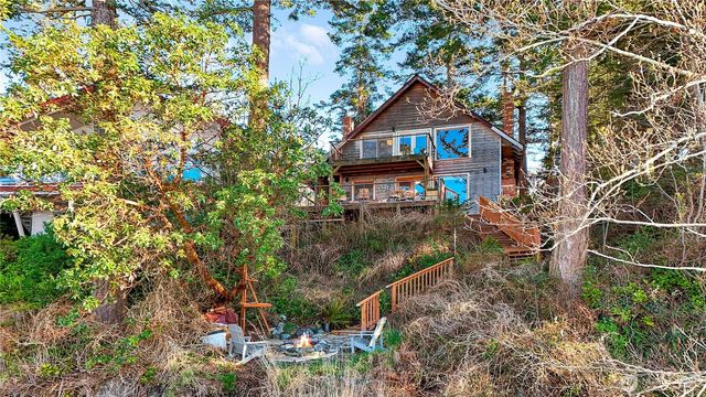 18404 Dr Joe Road, La Conner, WA 98257