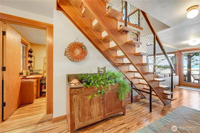 18404 Dr Joe Road, La Conner, WA 98257