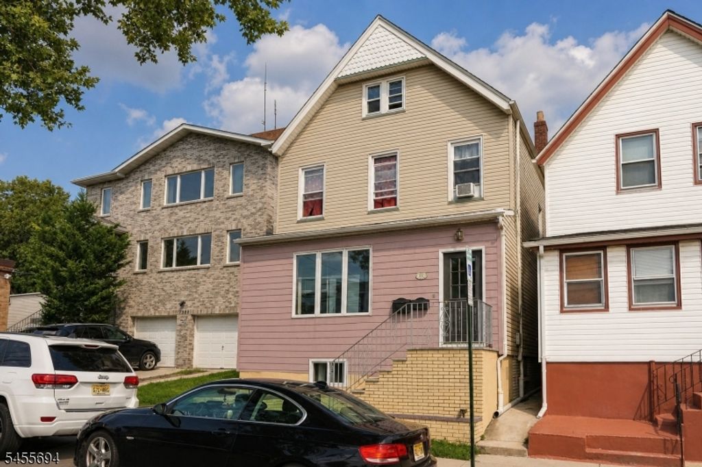 100 Maple St, Kearny Town, NJ 07032 — exterior