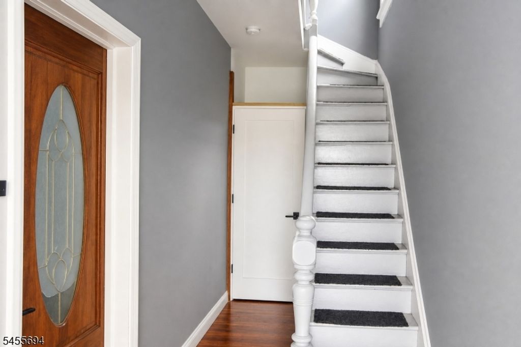 100 Maple St, Kearny Town, NJ 07032 — photo 3