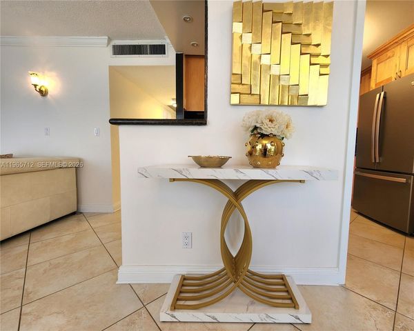 2030 S Ocean Dr 626, Hallandale Beach, FL 33009
